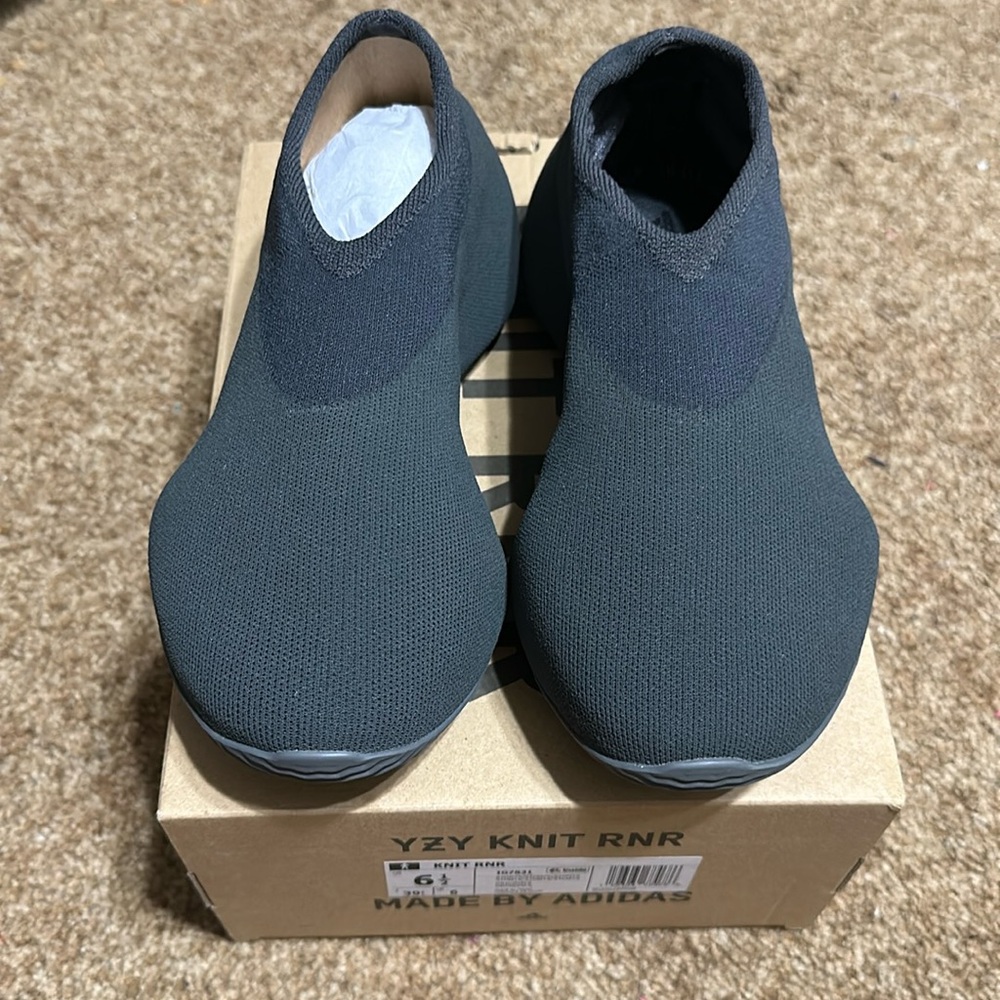 Yeezy knit runner